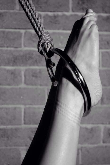 depravedgentlemansguide:  esclaveliberee:  Rope indentations. Perfection.  The Gentleman