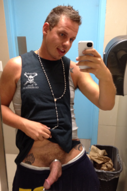 hairyexhibitionist:  Quick selfie in a public bathroom.