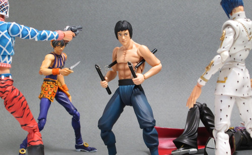 muhplastic:  figma Bruce Lee comparisons