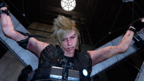 kaciart: yallneedtrashjesus: Jesus Prompto is way more messed up than I ever noticed before??? Oh NO