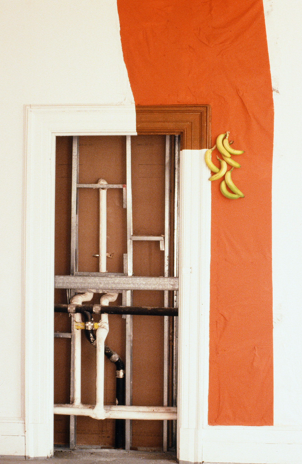 womenartistszine: Jessica StockholderSt. Clementines, 1988