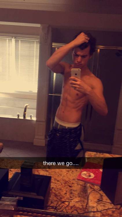 male-celebs-naked:  Taylor Caniff 