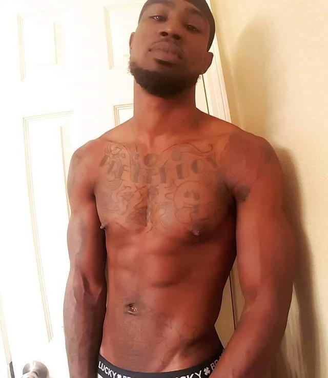 thebigsexyguy:  What’s Your FetishThis MF!!The WOW FactorSexy DaddiesMy Boy BlksaiyanCock