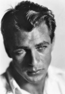 tvisueelgenot: http://malepurity.blogspot.be/2017/02/gary-cooper-in-first-kiss-1928.html