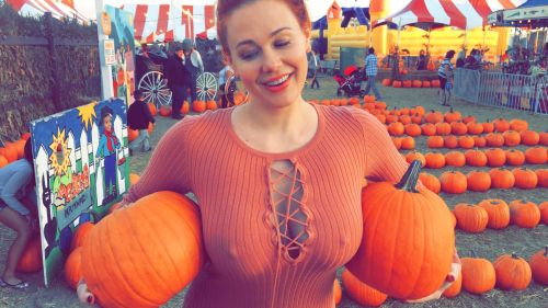 Maitland Ward. ♥  “Who’s got the best pumpkins?”