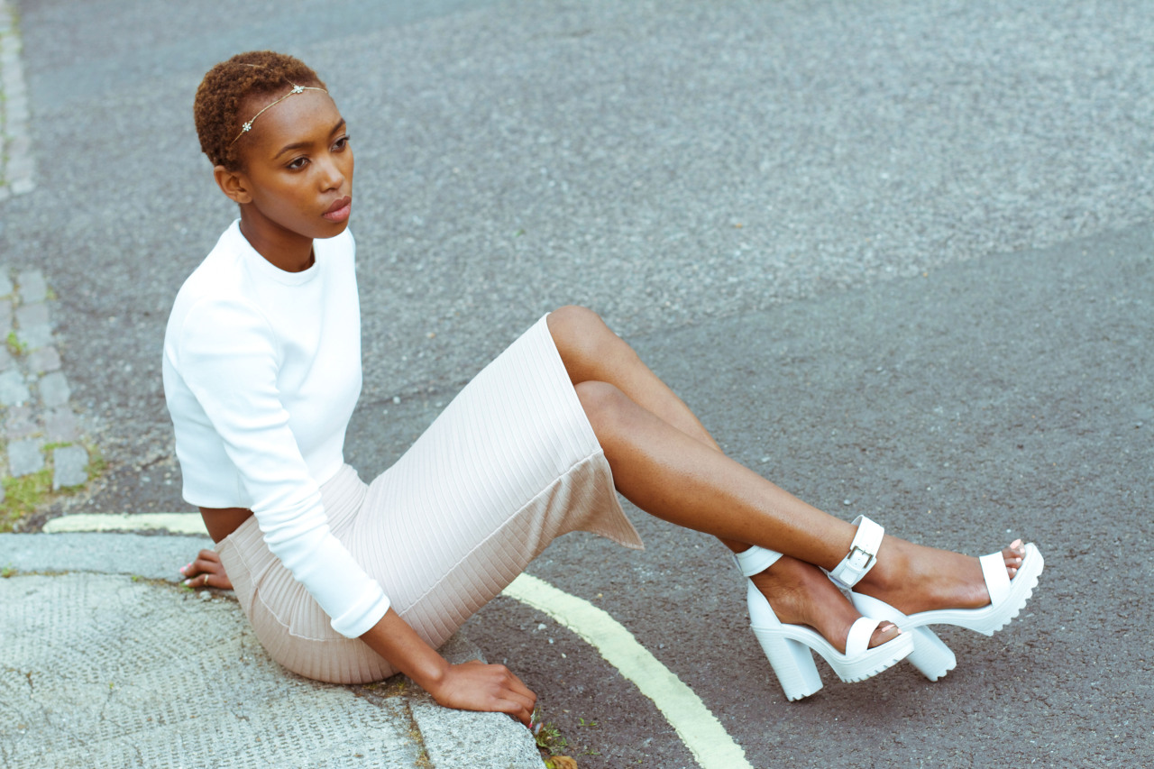 blackfashion:  Top - Zara, Skirt - Miss Selfridges, Shoes - Office, All Jewellery