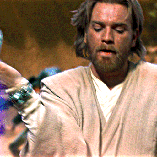EWAN MCGREGOR As OBI-WAN KENOBI — STAR WARS EPISODE II - ATTACK OF THE CLONES 