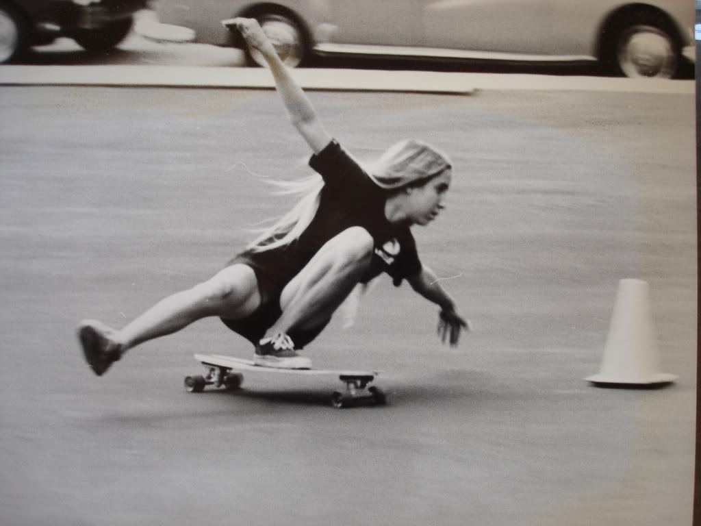 m-l-m-h:  shesherowngod:  Skating in 70s. Laura Thornhill.  goals  I&rsquo;ve