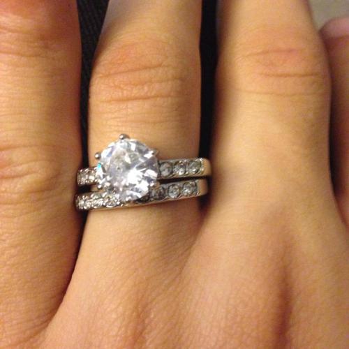 That moment when @_ronstopable gets you the most breathtaking promise rings for your birthday. I lov
