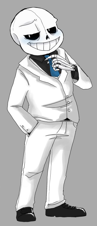 hisuivirus:  agentdrago:black suit… white suit… black suit… I can’t decide *///*  <333