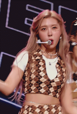 dahyun:220121 dayeon for @girliepopper