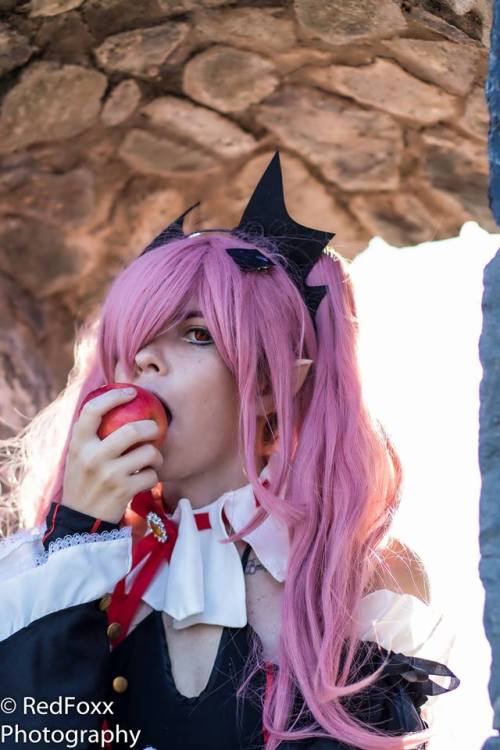 Last lot of Krul Tepes photos thanks to Redfoxx Photgraphy! 