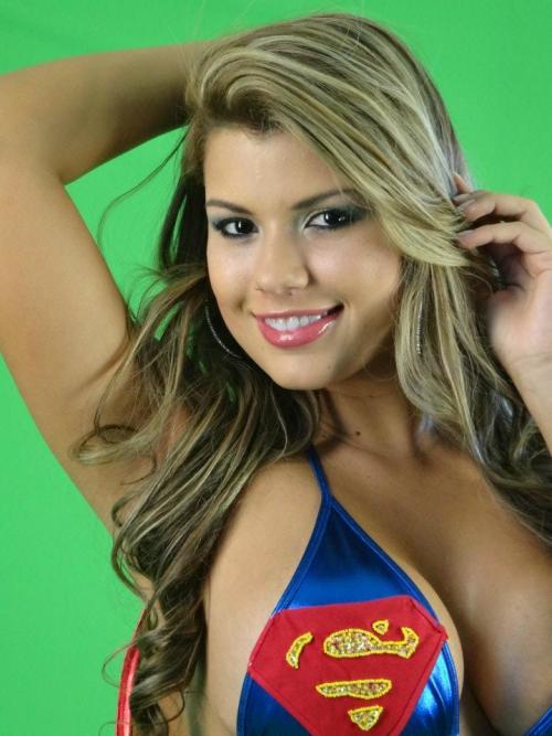brightestblackestnight:  badassgyals         #sexy#superwoman