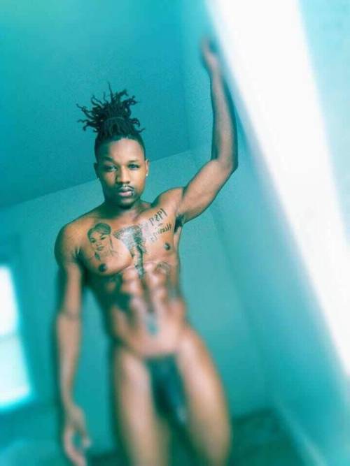 lightskinnedboys:  antoniob31990:  I’m in love!  Me too 