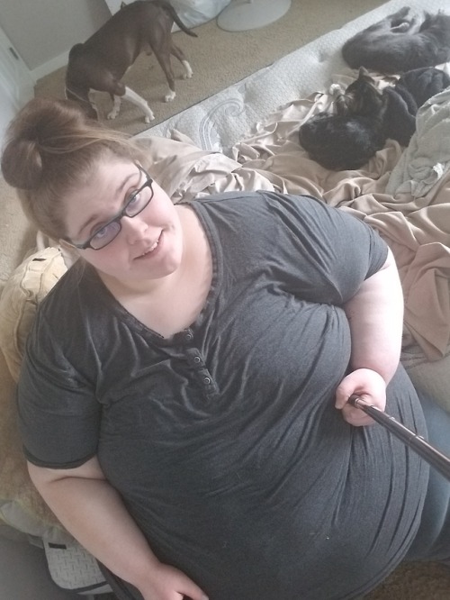 ssbbwcarmincarmello:So I got a selfie stick lol