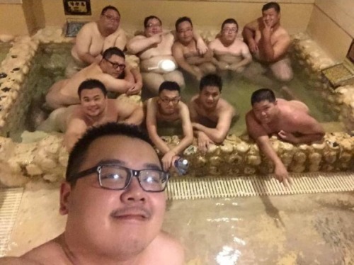 woofkumabear:  woofkumabear  woofkumabear​ Bears Asia  WOOF ! WOOF ! WOOF !  11/9/ 2015  .  KUM
