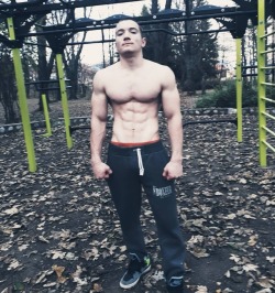 bgsexboys:  Hristiyan M. - 40 notes and you Will see his cock 😇