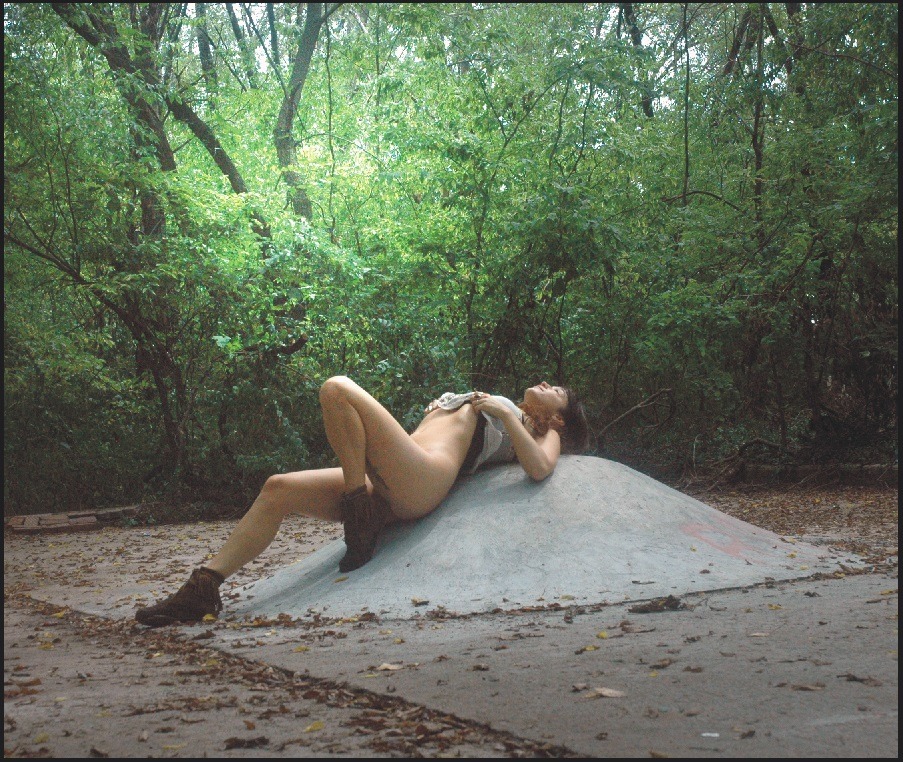 furandfangsss:  let me be whole. expansive. comfortable in the spaces of stillness