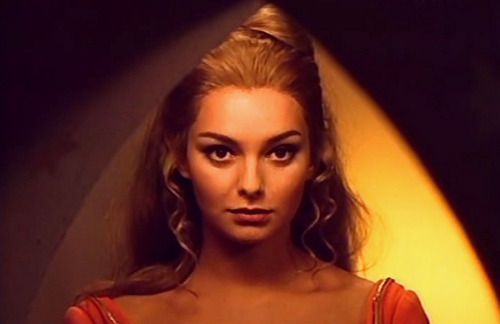 Rosemary Dexter in Per amore&hellip; per magia&hellip;, 1967