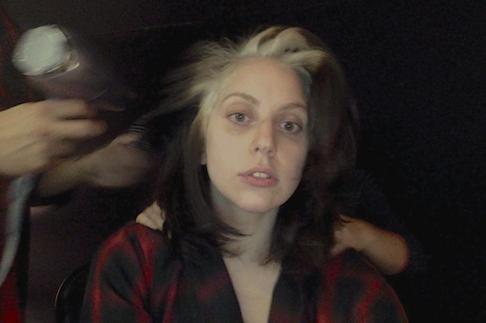 ladyxgaga:  wanna go from DRAB to MAD for the holidays? BLEACH YOUR ROOTS ONLY..&amp;