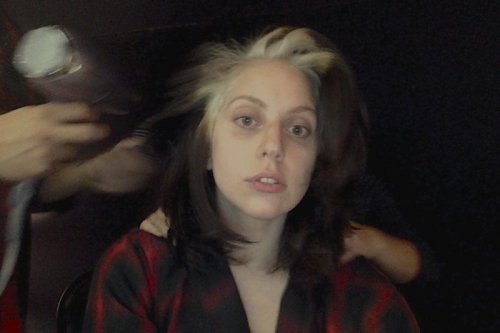 ladyxgaga:  wanna go from DRAB to MAD for the holidays? BLEACH YOUR ROOTS ONLY..& FRAME THAT WINTER GRIN! 1-800-IAMMYHAIR 