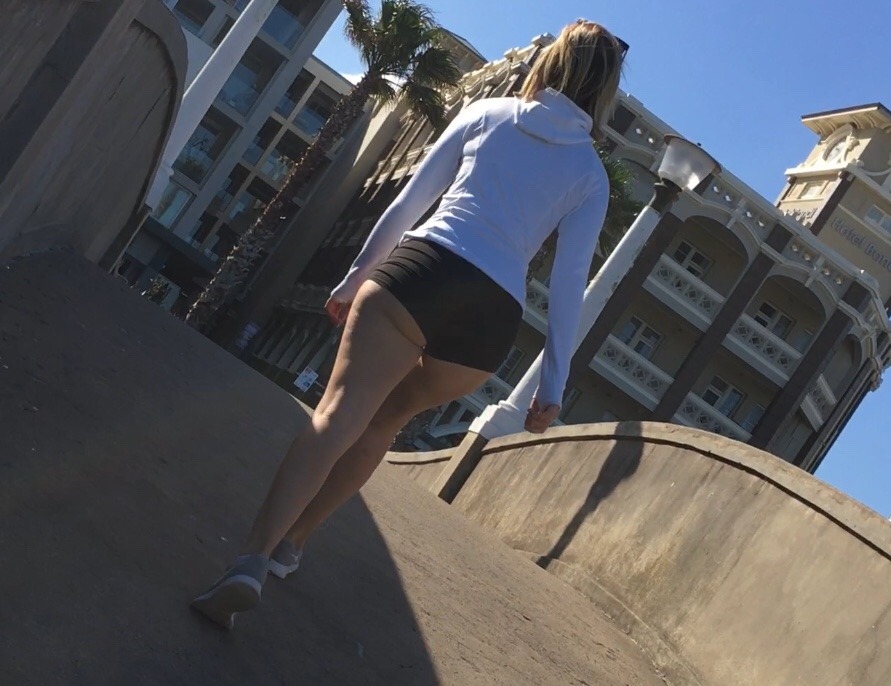 candidvoyeurguy:  Tumblr must not like my pics and gifs… won’t let me post any