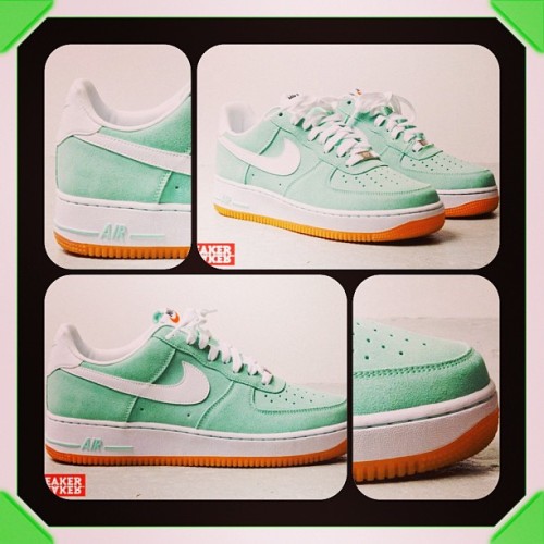 Mint green #Nike #AirForceOnes #custom #sneakerporn #dope #kicks #shoes #instaphoto #instacollage @p_augustin @p_milla_13 @prolific_blendz @dre_lrg @londresparachicvgo