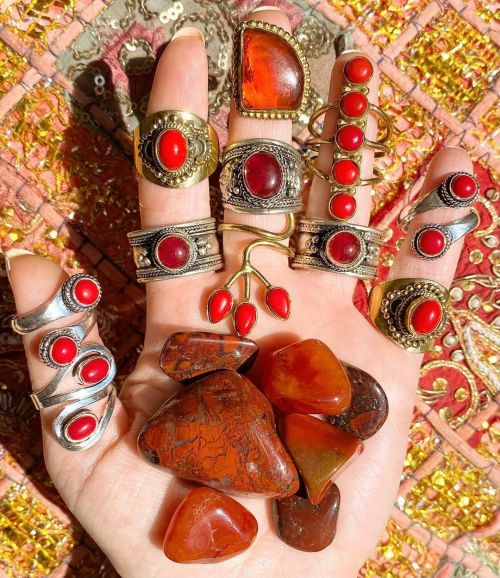 Seeing Red ॐ www.ohmboho.com ॐ ..........#ohmboho #jewellery #jewelry #instajewelry #rings #coral #r