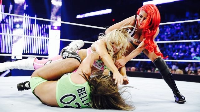 evamariedaily:  Nikki Bella Vs Natalya Special Guest Referee Eva Marie