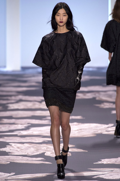 simplistico:  fashion&ndash;victime:  Vera Wang Fall/Winter 2013   ✖high fashion✖