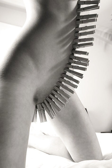 thelittlelostkitten:  ratujone:  kinkinik:  the row of obedience  At least it doesn’t