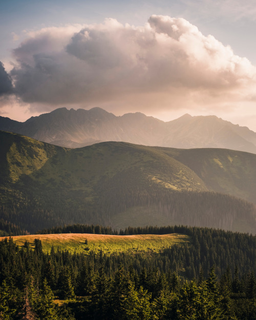 Sunset in the Western TatrasZachód słońca w Tatrach Zachodnich