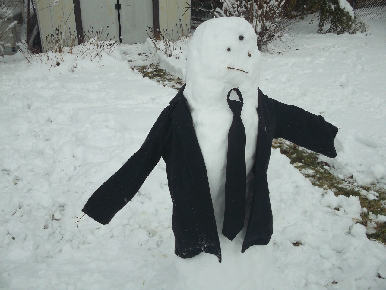 reglissenoire:  kittenkrush:  This is me and my Snow Tseng…I regret nothing.  That