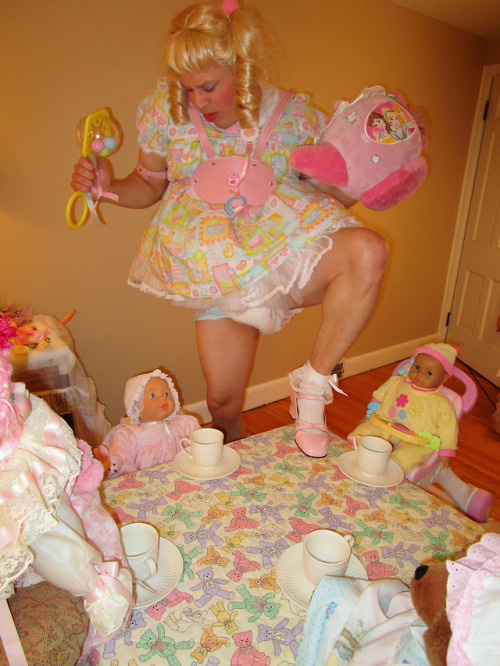fmatty: PART 1 (Sissybaby Tea Party): Oh the misery of being ‘forced’ to dress, frolic and play as a