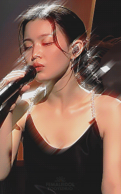 femaleidol:  LEE HI ❀ HOLOinkigayo 200726