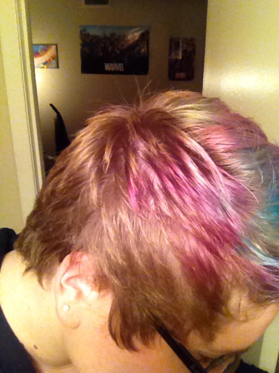 chlorogirl:  Just a quick hair update: it’s growing slow as fuck, but I’ve augmented