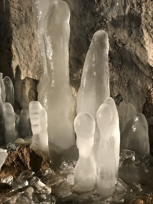 nastyspells:wizardpotions:  cave dwelling porn pictures