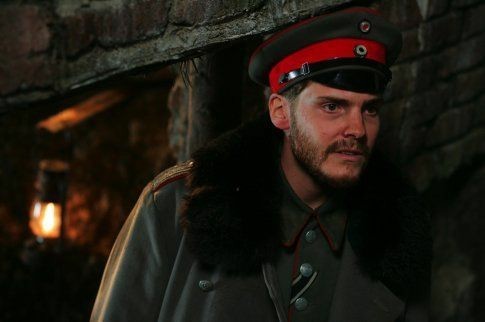 mysoftboybensolo: Daniel Bruhl as Lieutenant Horstmayer in Joyeux Noel