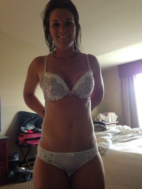 blu8knight8787:  ldswifeposter:Got a few more of this gorgeous wife today. What a stunner! Let her know you appreciate her. #ldswife #wife #sexy Always appreciate LDS wives being posted!  Thanks for sharing!!