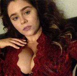 bustyslutkrystal:  Super creamy and horny