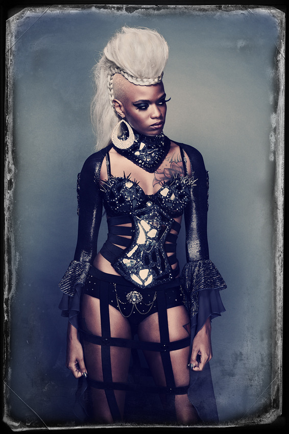 blackfashion:  Model: Jacqueline-Elizabeth Cottrell (Kurosune Suicide), 24, (http://instagram.com/kurosunesuicide)