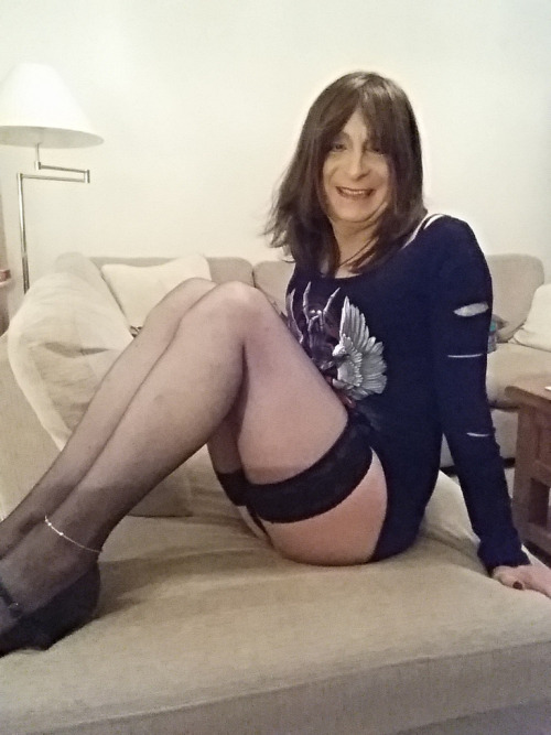tvsarahyours , a wiltshire uk sissy tgirl