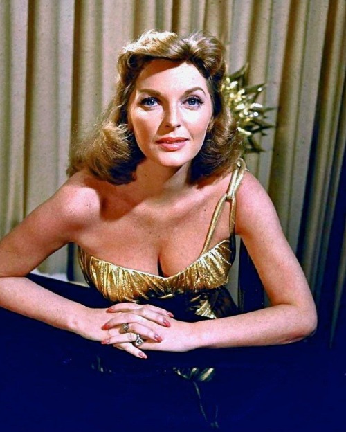 oldhollywoodpage:Julie London 