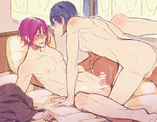 Shoo's Canoodle Corner