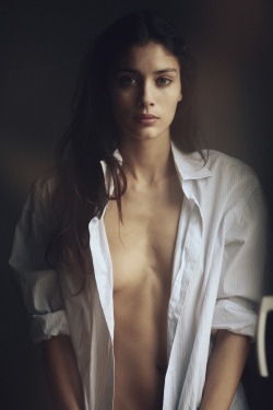 love-a-brown-eyed-girl:  Florence Eugene by David Bellemere