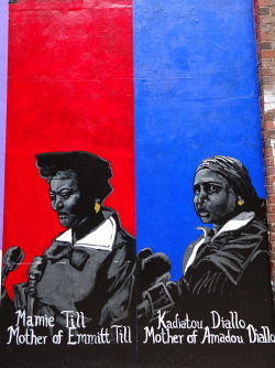 assangistan:  MUST See &amp; Beautiful tribute: New York City Mural Tributes Mothers Who’ve Lost Sons to Police Violence and Racism via http://theculture.forharriet.com (Photo credit: Superselected) Sophia Dawson’s “Every Mother’s Son” is a