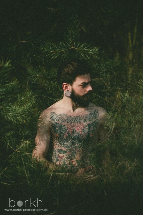 Model : David sing tattoomodel Photo : Borkh Photography