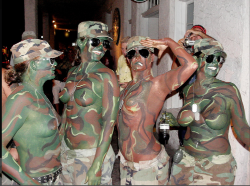 dnbeck:That’s what I call head to toe camouflage.Loving it