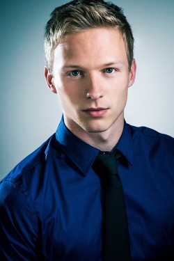 edcapitola2:  jmorecock:  Mmm….Will Tudor!