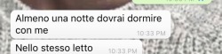 sorridomavamale:  Mi faceva stare così bene.  Ora mi ignora, e io muoio.  Mi manca abbracciarlo. Mi manca sentire la sua voce. Mi manca svegliarlo accarezzandoli i capelli. Mi manca vederlo appena sveglio tutto addormento.  Mi manca stringermi a lui